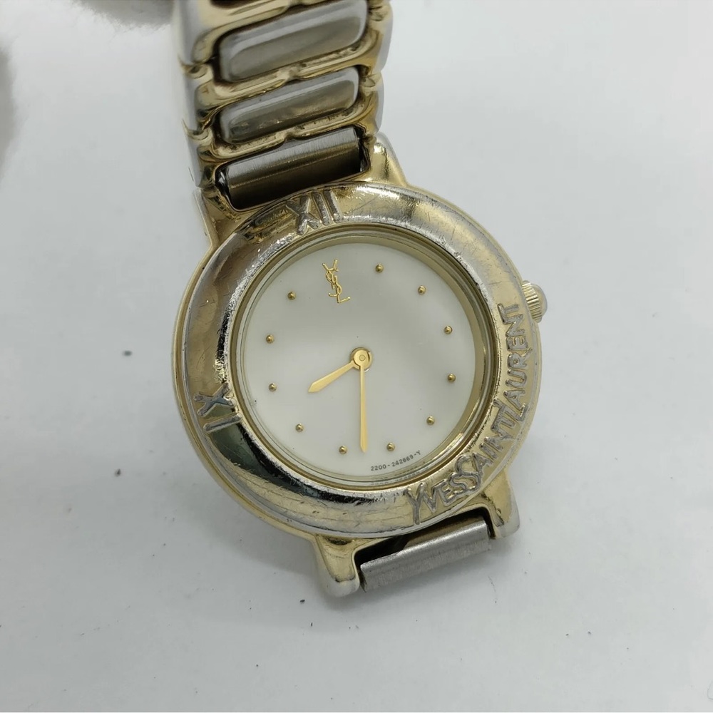 YSL Watch - Picture 6 of 6